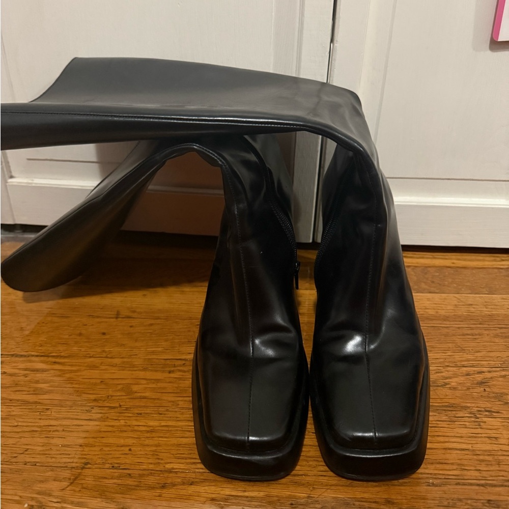 Black Knee-High Leather Boots